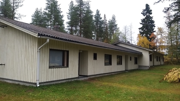 Karhulanvaaran-asuntola-Suomussalmi-ulkokuva-2.jpeg