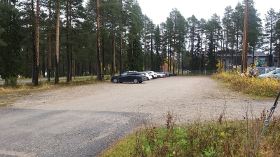 Leirintäaluemajoitus-Suomussalmen-jäähalli-asuntoautopaikat-4.png Leirintäaluemajoitus-Suomussalmen-jäähalli-asuntoautopaikat-4.png